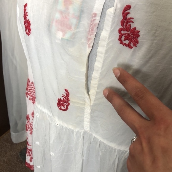 Johnny Was white and red floral boho top size small - Picture 6 of 9